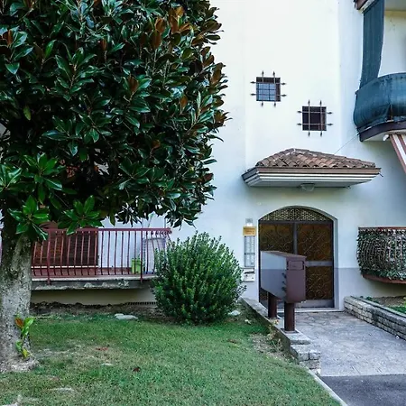 In Garda 公寓 佩斯基耶拉德加达